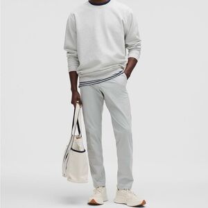 Lululemon Commission Slim-Fit Pant
32L Warpstreme Silve Drop Grey tech Pants